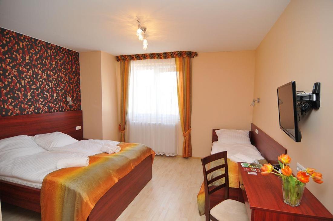 Hostel Gosciniec Zodiac Rzuchow Zimmer foto